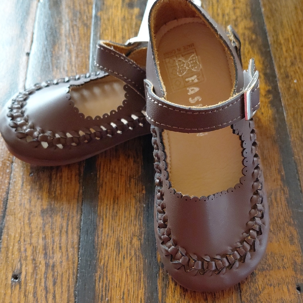 Fashion Nova Kids Moccasins in Rich Brown